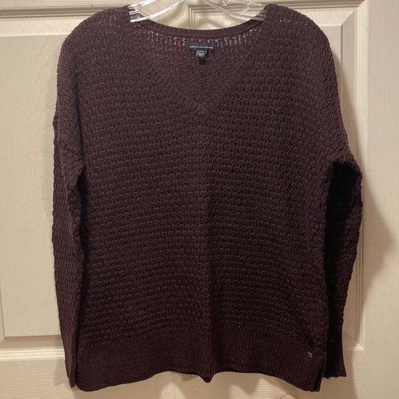 🟢 American Eagle Women’s Oversize Knit V-neck Sweater (size M) - Picture 1 of 8